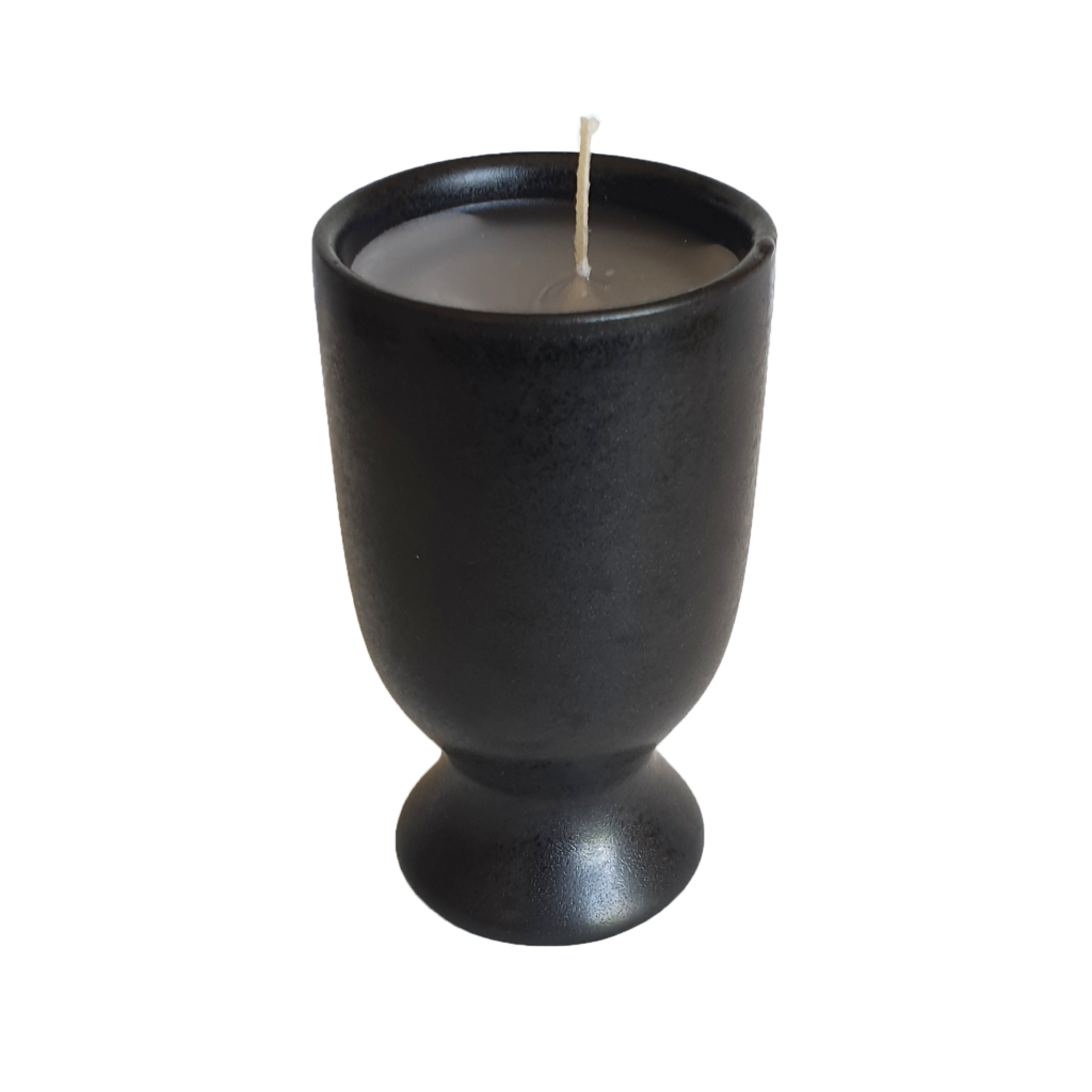 UNCC001 Uneven Cup Candle Onyx top side